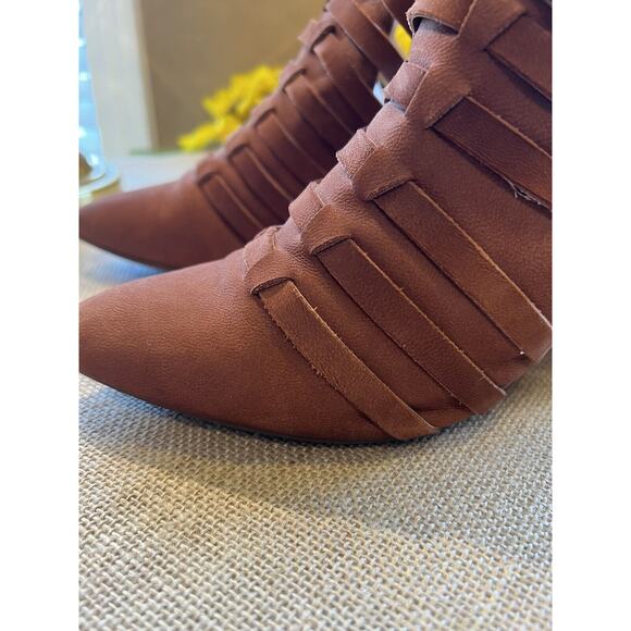 STEVEN by Steve Madden Sueded Leather Mules--Women's 9.5 M - Picture 4 of 13